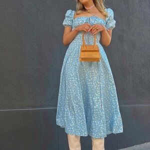 🩵 HOUSE OF CB TALLULAH DRESS 🩵 size M